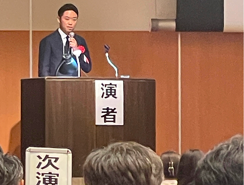 OJでの発表風景 演台
